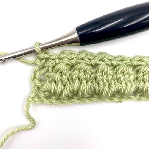 Learn the Double Crochet Cluster Stitch with this Picture and video tutorial