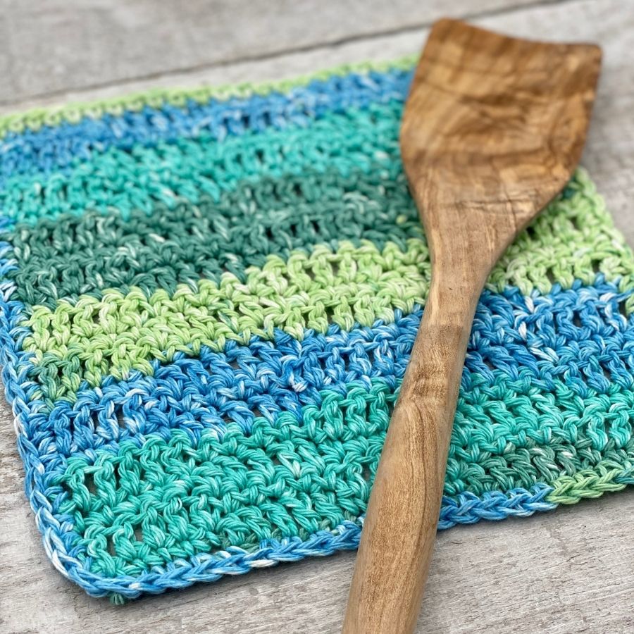 Just a Pinch Dishcloth Free Crochet Pattern and Video Tutorial