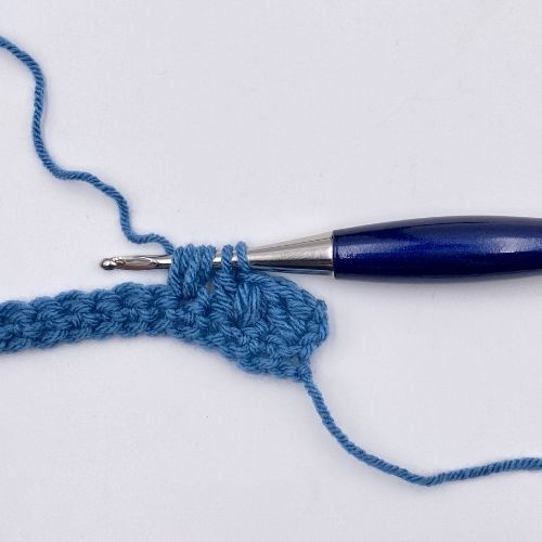 Learn The Mixed Cluster Crochet Stitch