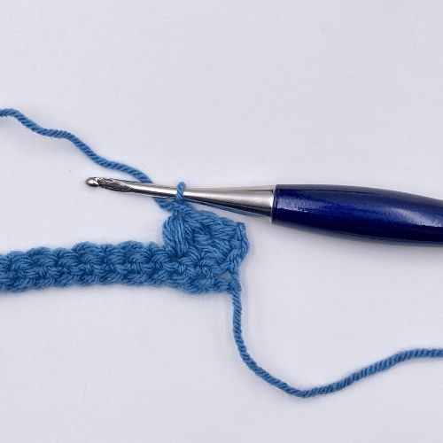 Learn The Mixed Cluster Crochet Stitch