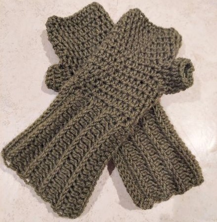 Galloway Fingerless Gloves Free Crochet Pattern and Tutorial