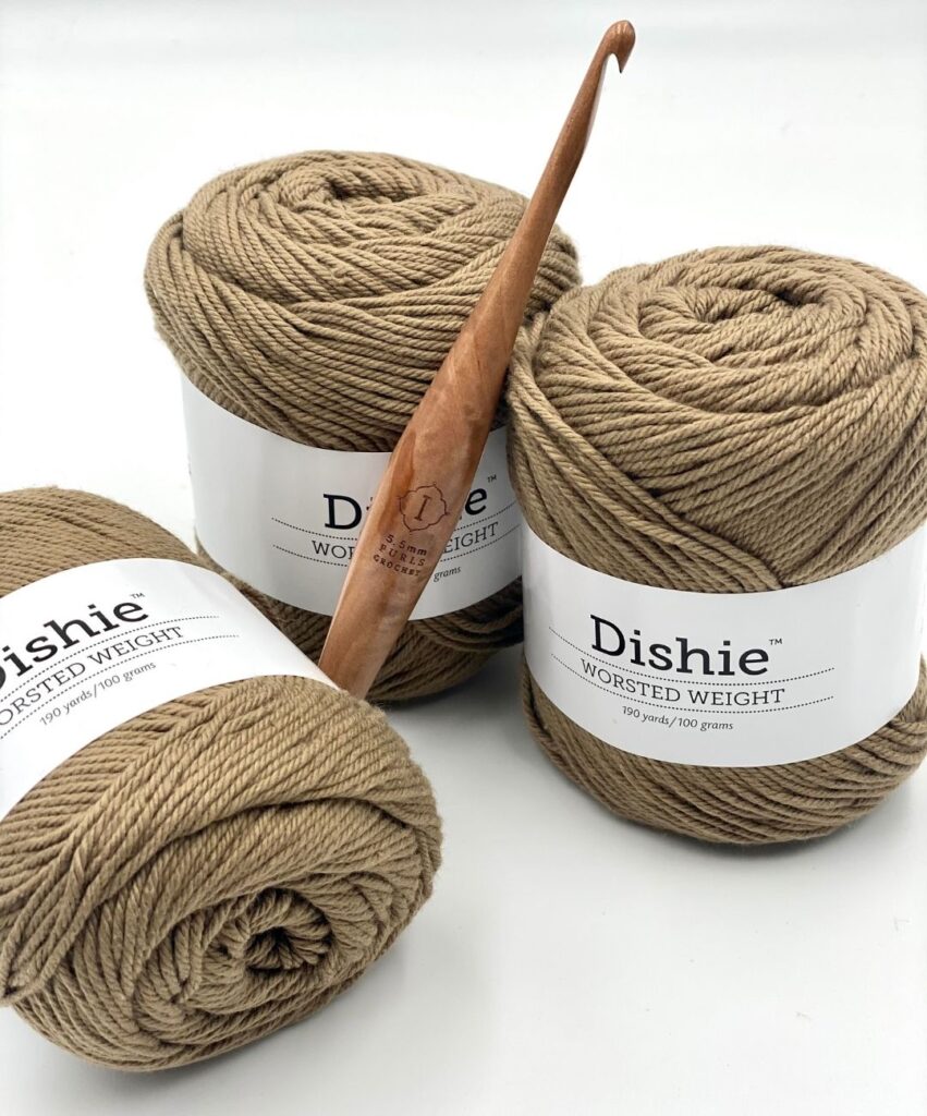 Dishie cotton yarn and Furls Streamline Wood Hook 