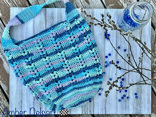 Crochet Tote bag tester picture blue and purple stripes