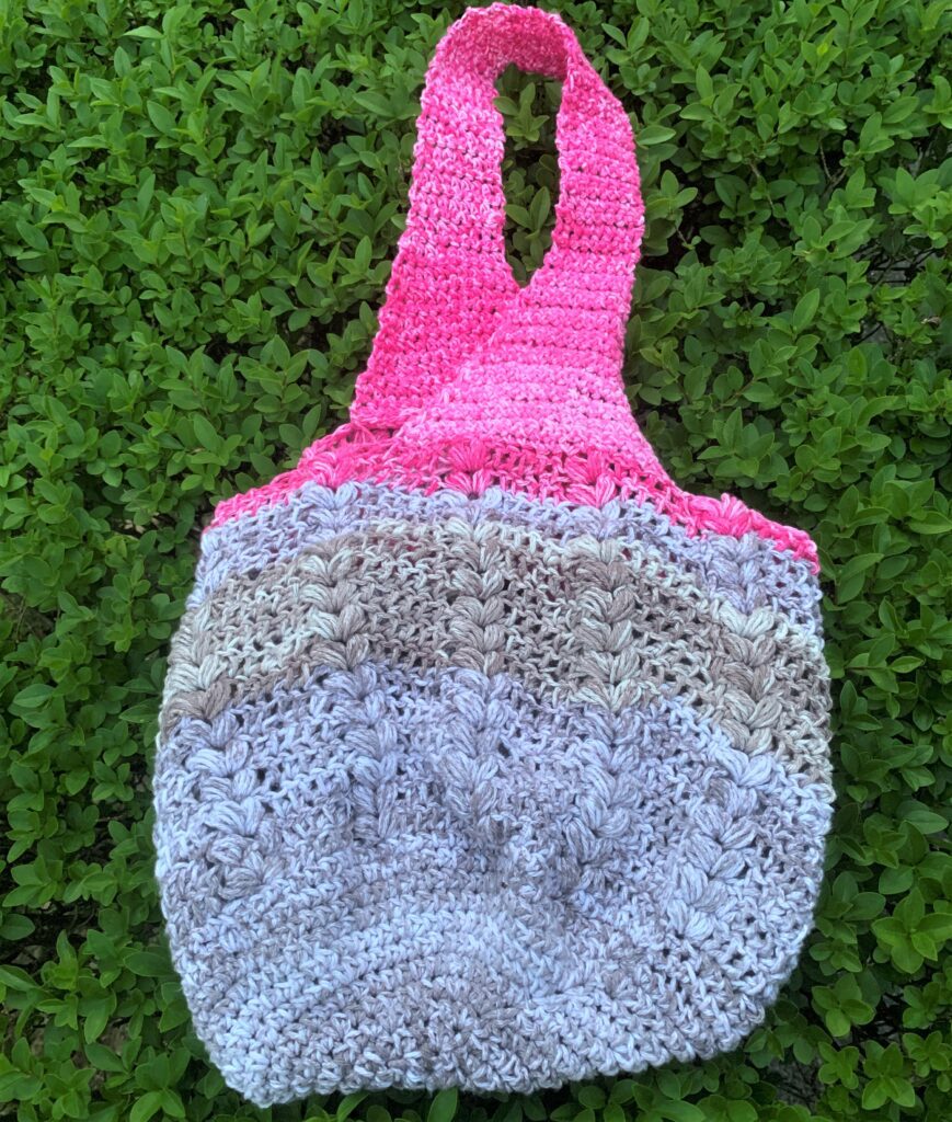 Crochet Tote bag tester picture grey and pink 