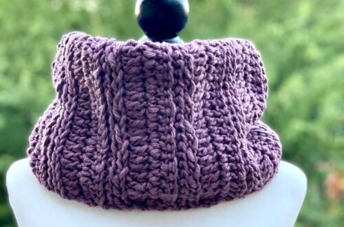 purple crochet cowl