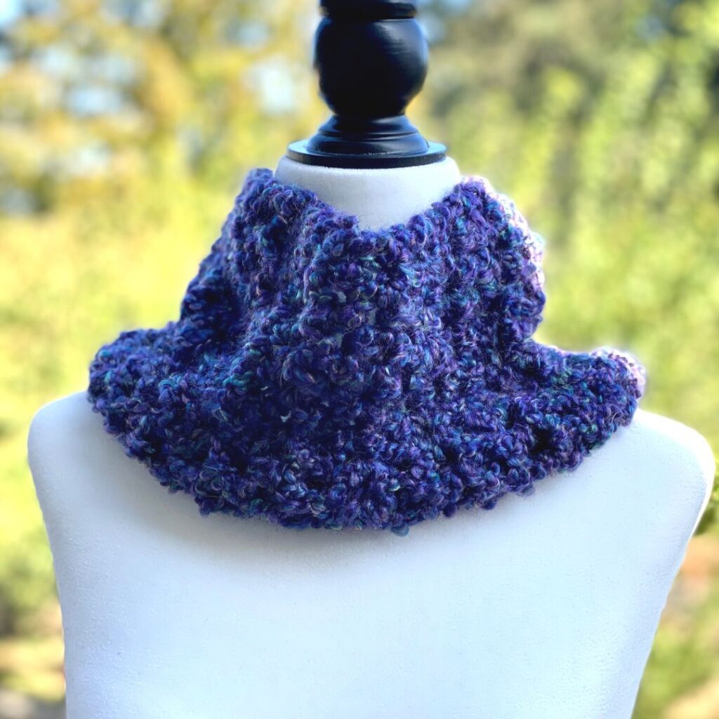 Make It Quick Crochet Cowl using Lion Brand Homespun yarn 