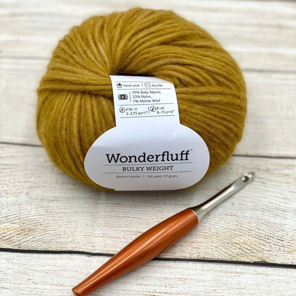 Easy crochet scarf using Wonderfluff yarn