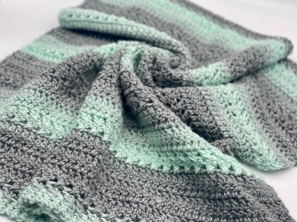 Easy chunky crochet baby blanket pattern 